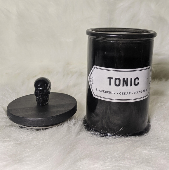 NWT Gothic Candle - Picture 6 of 8